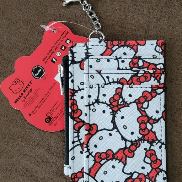 Hello Kitty - Picture 2 of 6